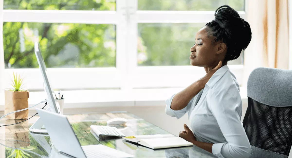 ergonomic chair helps proper sitting posture