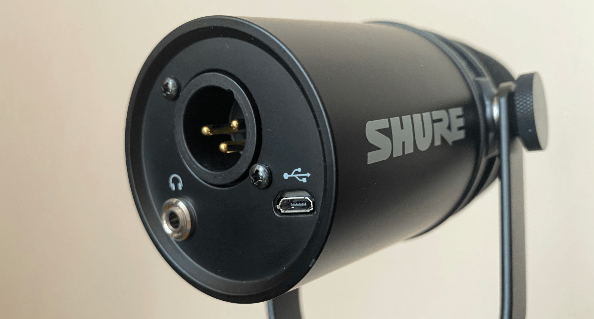 shure mv7 with XLR & usb output